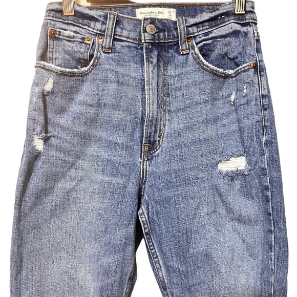 3/$30 ABERCROMBIE & FITCH THE ANKLE STRAIGHT ULTRA HIGH RISE  DISTRESSED 27 / 4R - Picture 5 of 16